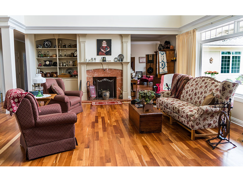 antiques-apartment-armchair-271654