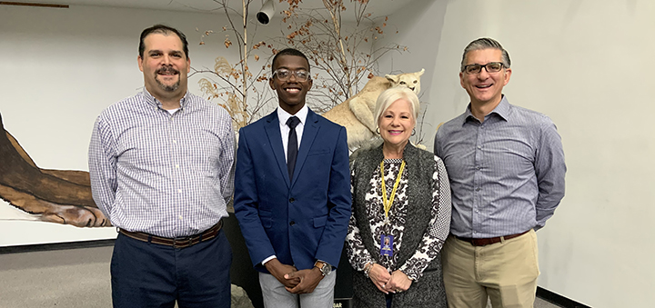 Elisha DeSouza Valley View